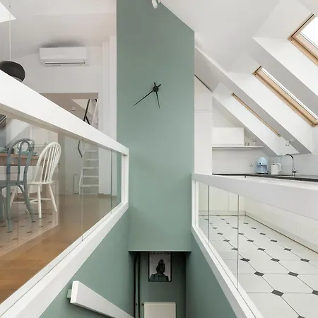 Modern With Air Conditioning And Terrace Near Old Town In Cracow By Renters דירה *