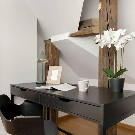 Modern With Air Conditioning And Terrace Near Old Town In Cracow By Renters דירה