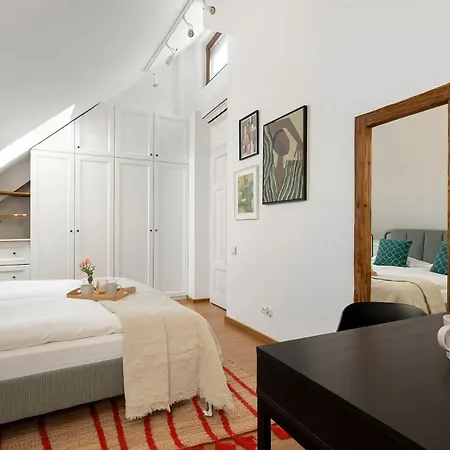 Modern With Air Conditioning And Terrace Near Old Town In Cracow By Renters קרקוב