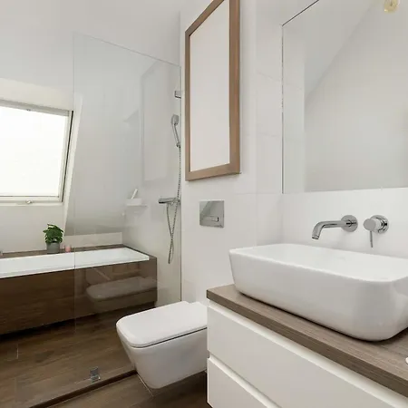 דירה Modern With Air Conditioning And Terrace Near Old Town In Cracow By Renters