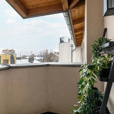 Modern With Air Conditioning And Terrace Near Old Town In Cracow By Renters * קרקוב