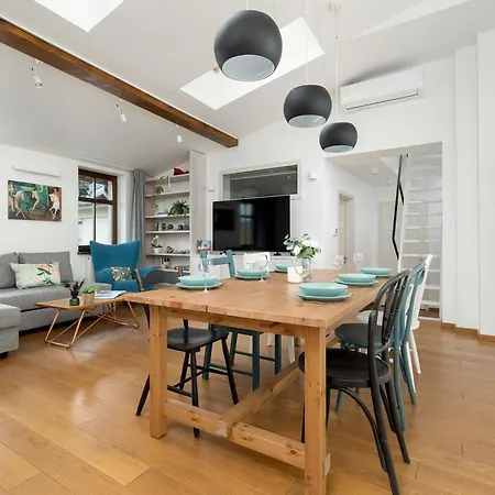 דירה Modern With Air Conditioning And Terrace Near Old Town In Cracow By Renters קרקוב