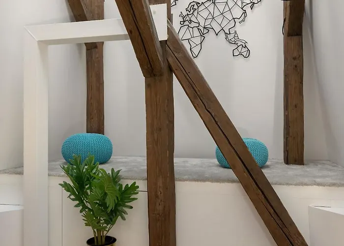 Modern With Air Conditioning And Terrace Near Old Town In Cracow By Renters Krakow