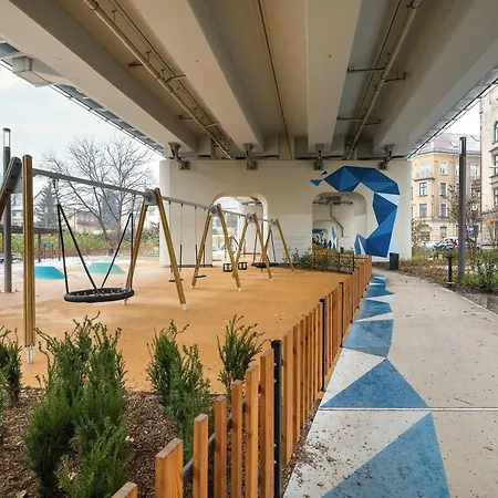 Apartamento Modern With Air Conditioning And Terrace Near Old Town In Cracow By Renters