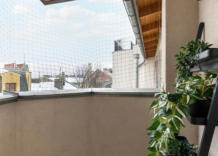 Modern With Air Conditioning And Terrace Near Old Town In Cracow By Renters * Cracóvia