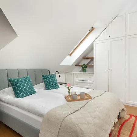 Modern With Air Conditioning And Terrace Near Old Town In Cracow By Renters 아파트 크라쿠프