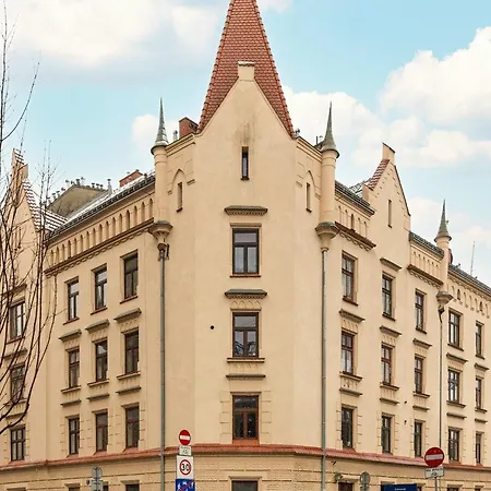 Modern With Air Conditioning And Terrace Near Old Town In Cracow By Renters 아파트 *